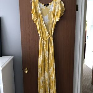 Lulu maxi dress xl yellow wrap dress